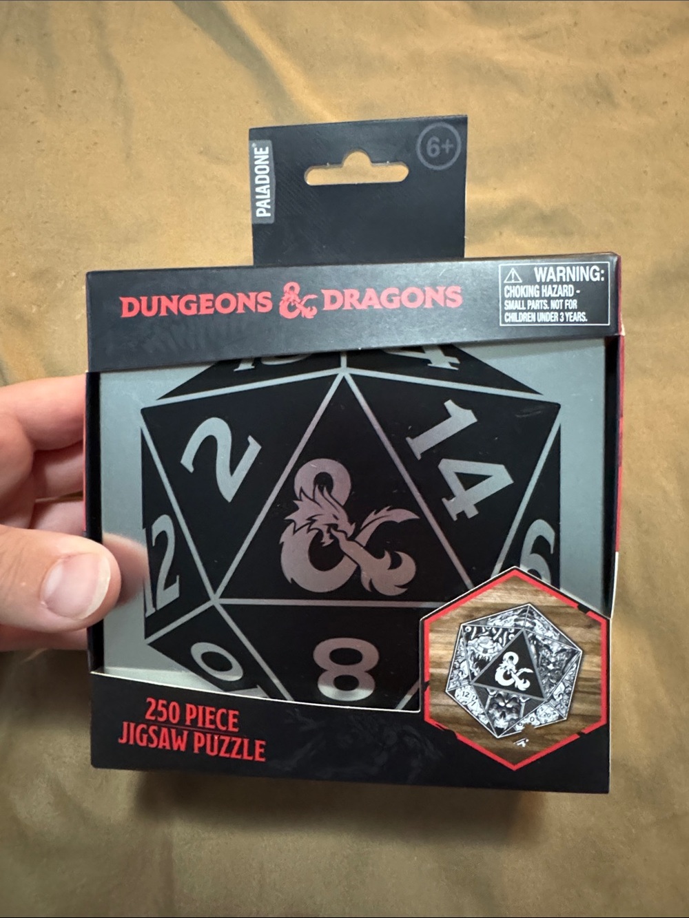 Dungeons & Dragons Black D20 250-Piece Jigsaw Puzzle